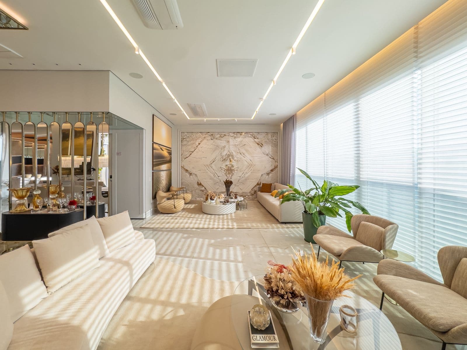 Cobertura Duplex de Alto Padrão Condomínio Miami One Life Style de 530 m²