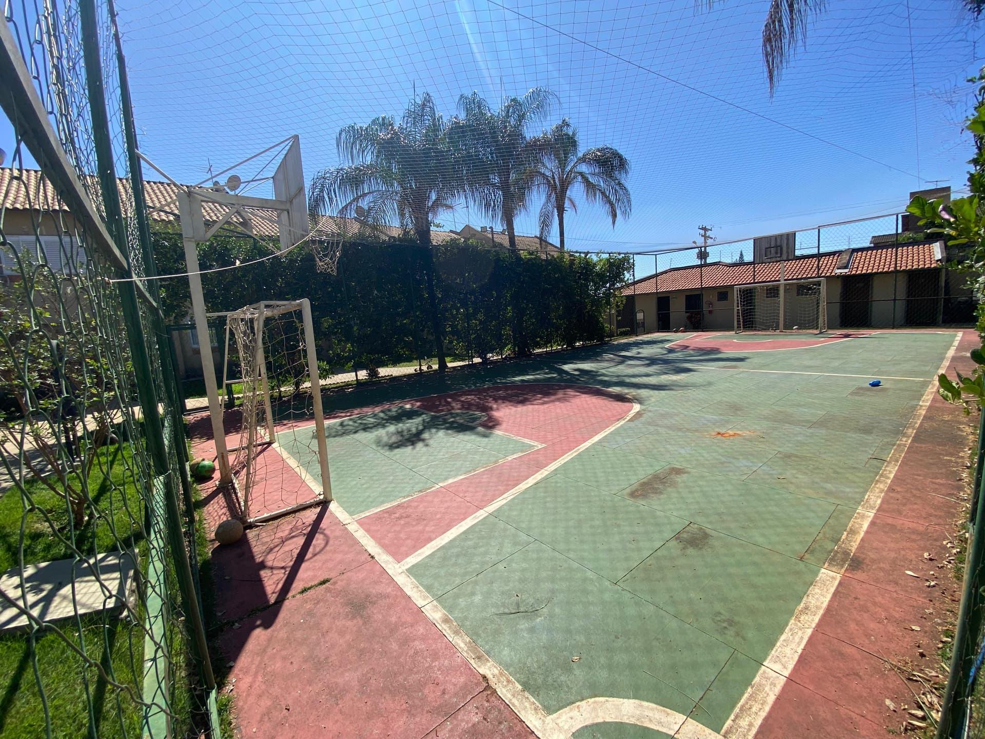 Casa no Condominio Village Bellatrix