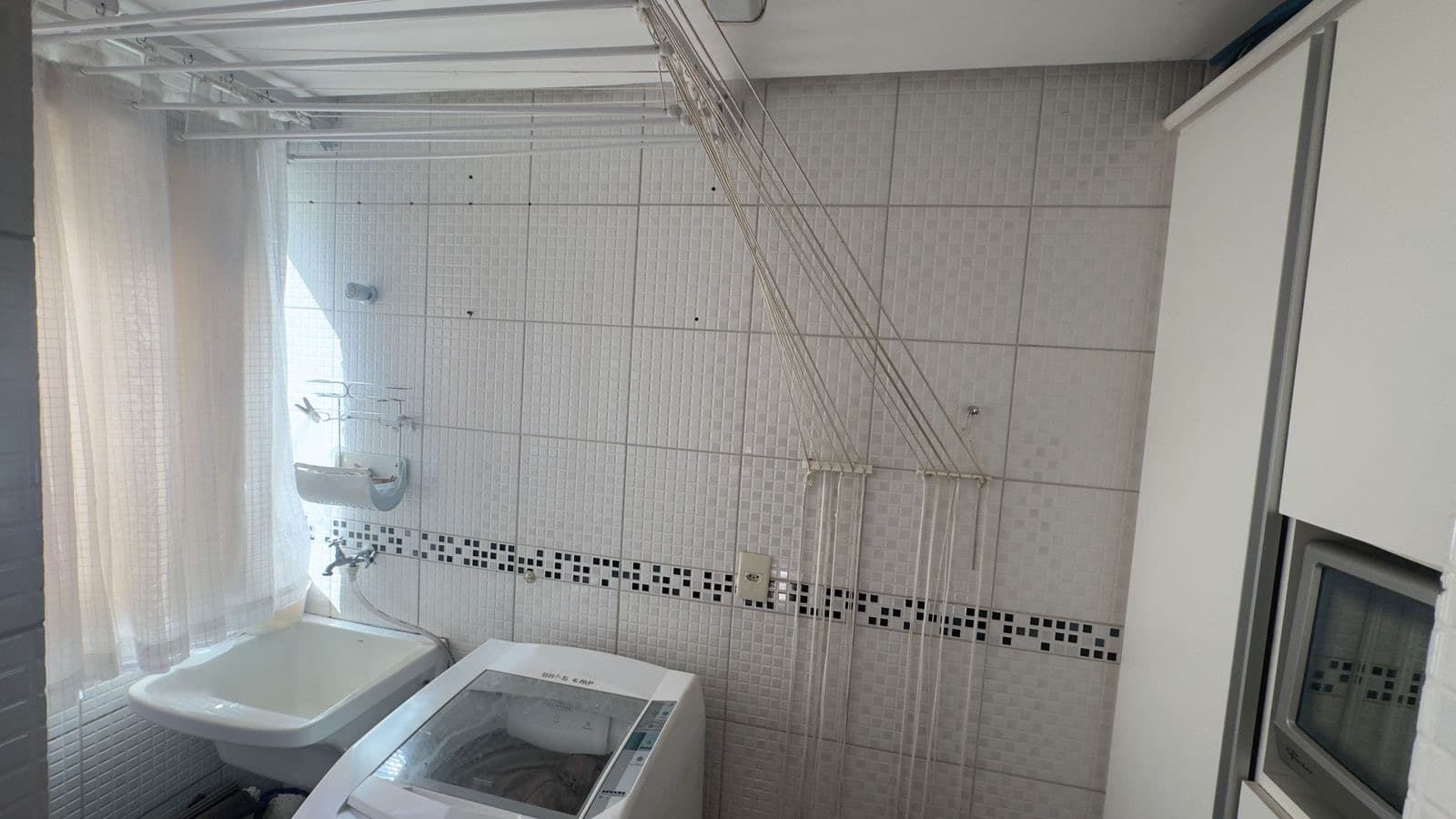 Apartamento à venda no Residencial Mafrata no Setor Sudoeste (divisa com Jd América) em Goiânia