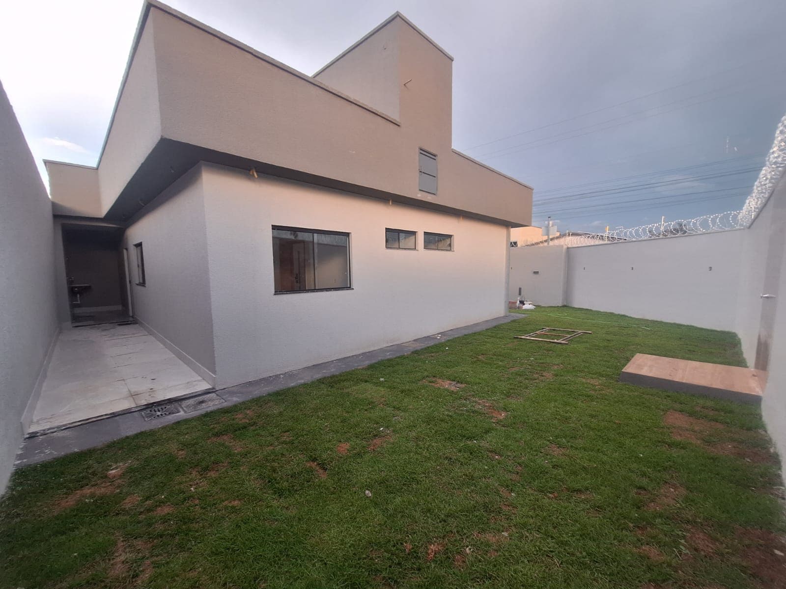 🏡 Casa à Venda – Pontal Sul Aparecida de Goiania - Moderna e Completa!