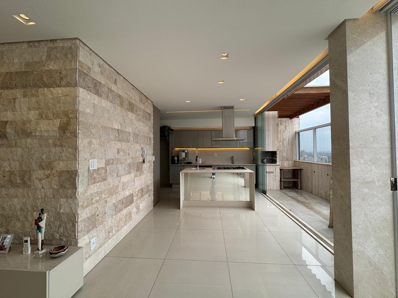 COBERTURA DUPLEX SETOR OESTE