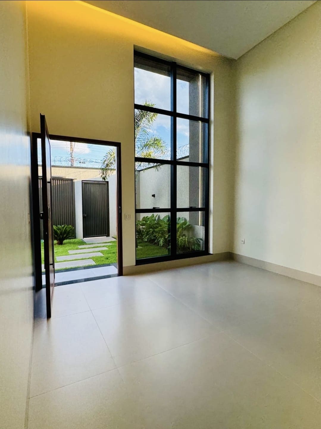 CASA ROLTY