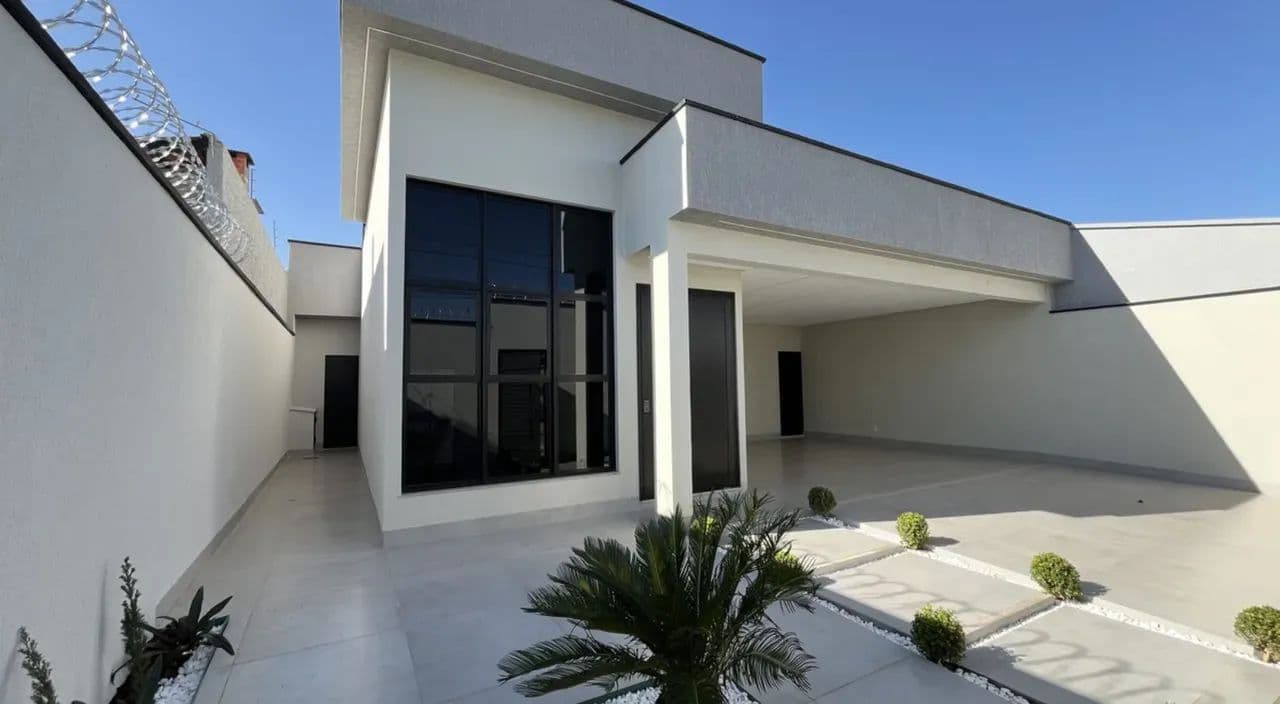 Casa Alto Padrão 3 suítes - Setor Faicalville