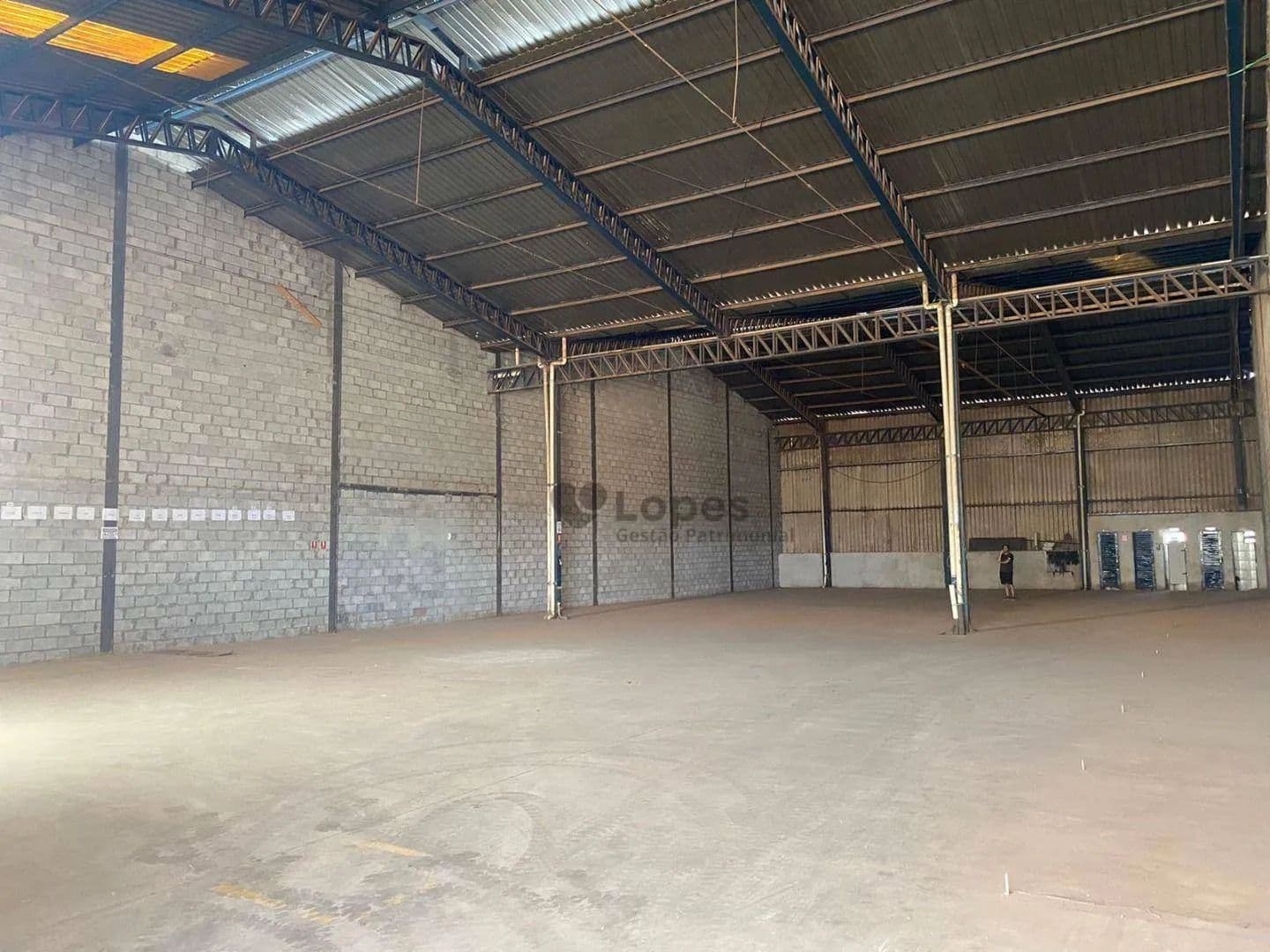 Galpão para alugar, 750 m² - Parque Karajá - Aparecida de Goiânia/GO