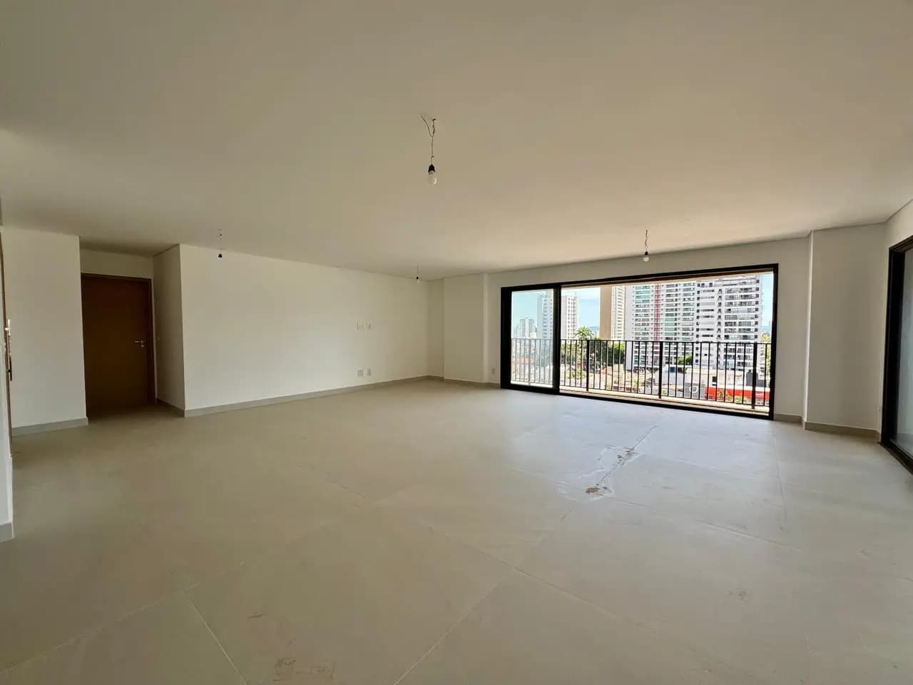Apartamento 4 Suítes no Setor Bueno