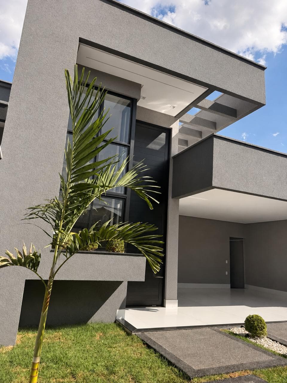 CASA ALTO PADRÃO NO RESIDENCIAL BARRAVENTO