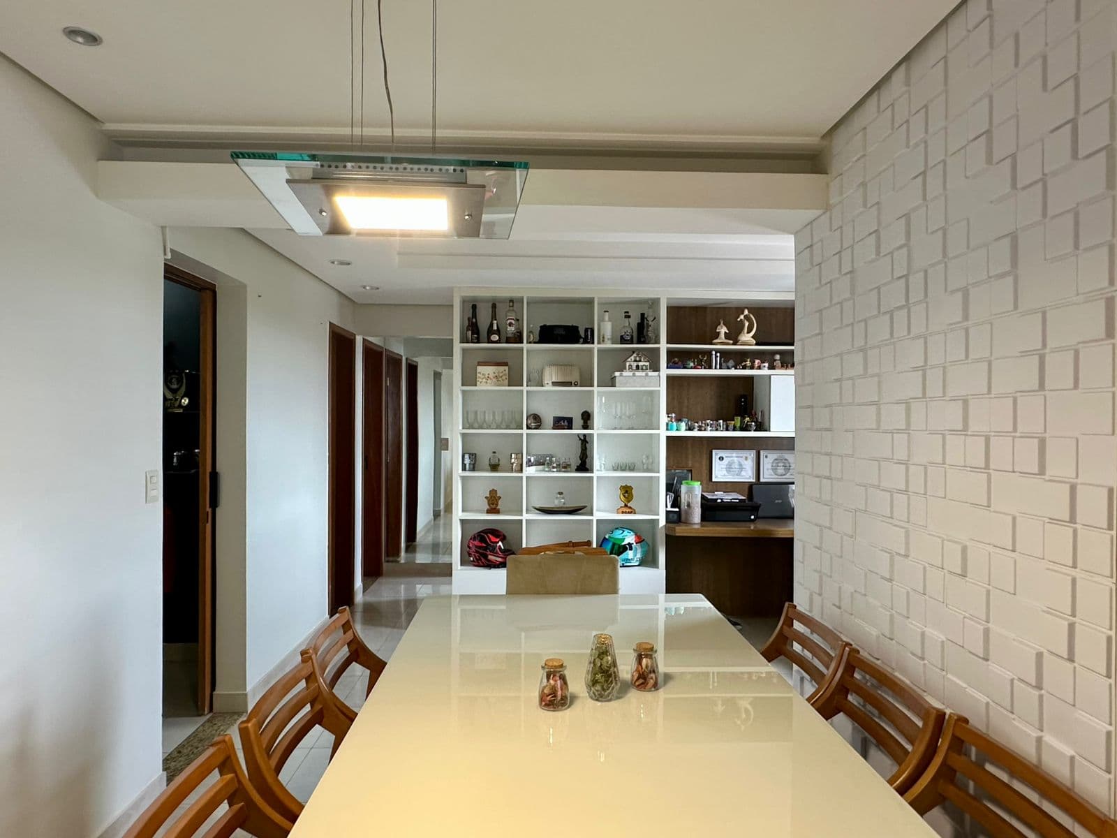 Apartamento 3Q c/ suíte – 110m² – 2 vagas – Parque Amazônia