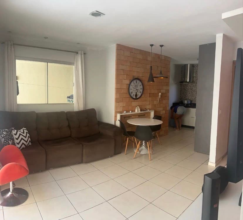 Casa térrea de condomínio 3/4 em Senador Canedo