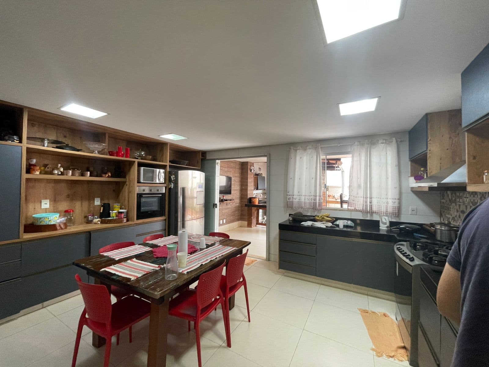 Casa Térrea 3 Suítes no cond. Fechado com área verde, 273 m², bosque privativo R$ 1.230.000
