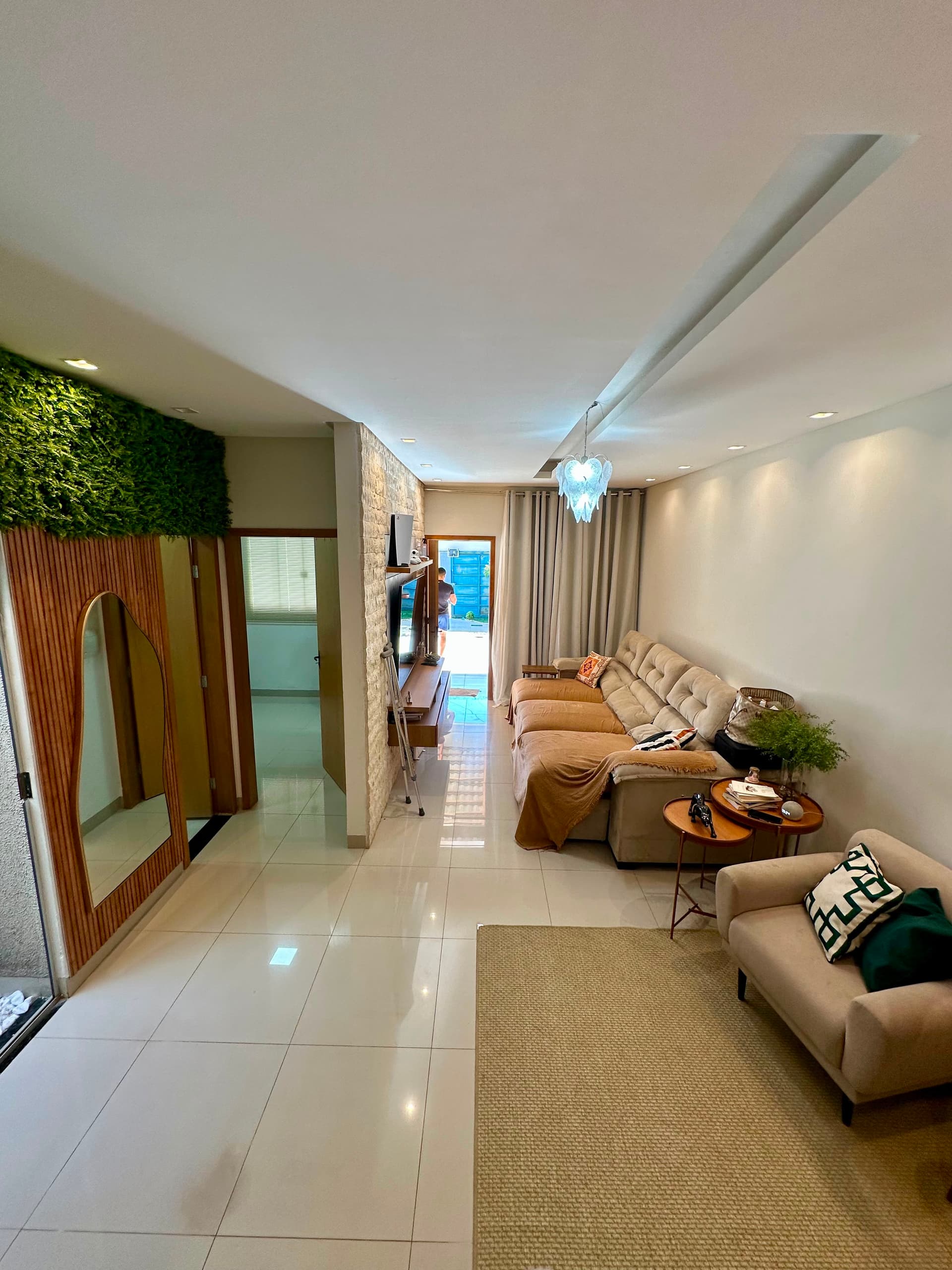 Casa à Venda no Moinho dos Ventos em Goiânia – 3 Quartos, 1 Suíte