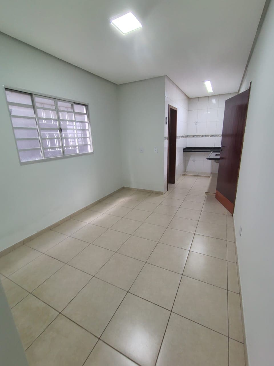 Casa 3 Quartos com Suíte + Barracão no Parque Oeste Industrial Casa Ampla 245m² com Barracão e Garagem – Parque Oeste
