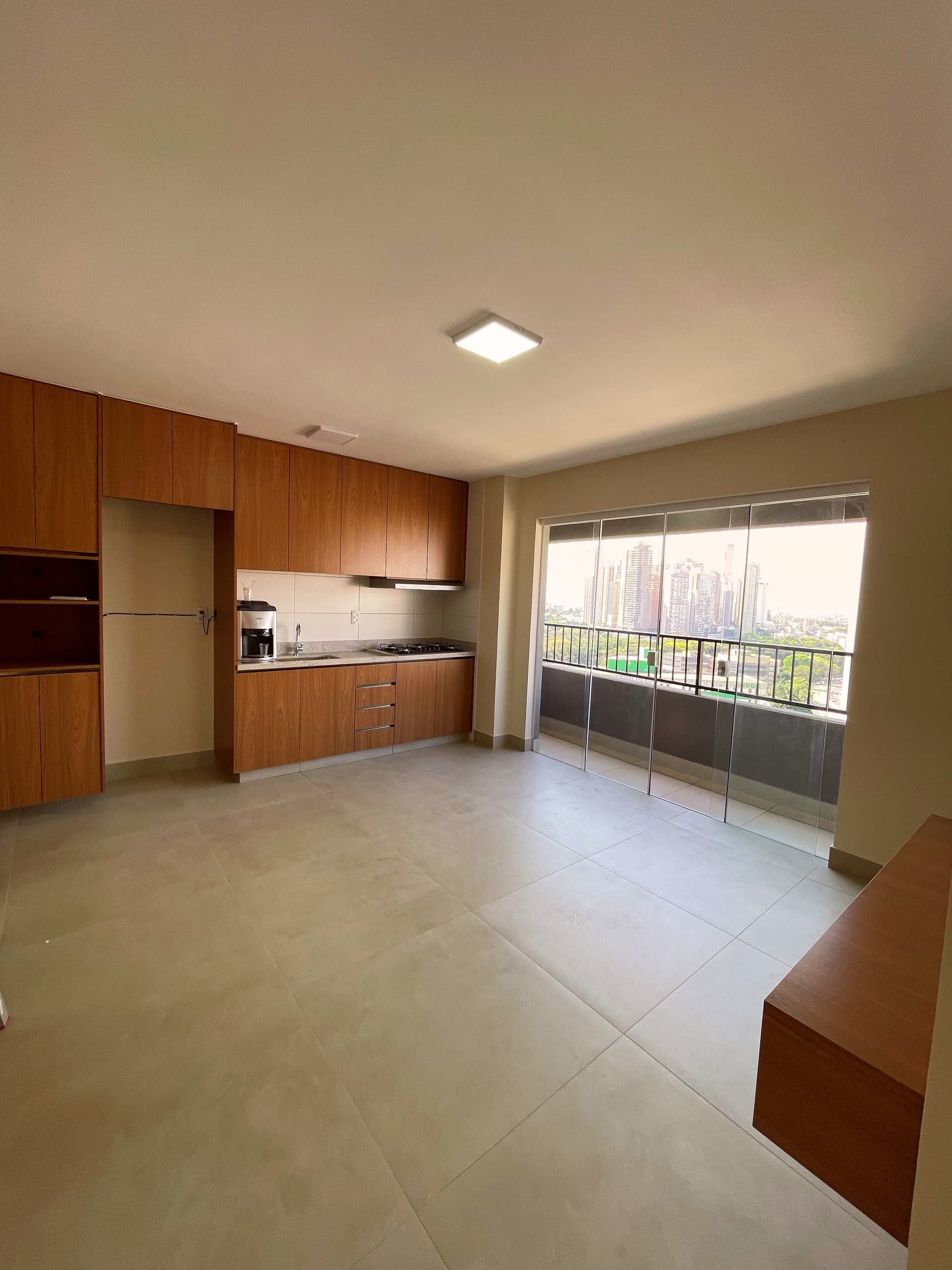 Setor Pedro Ludovico | Goiânia/GO | 70,20 m², 2 suítes completo armários Andar alto, Nascente R$ 750.000