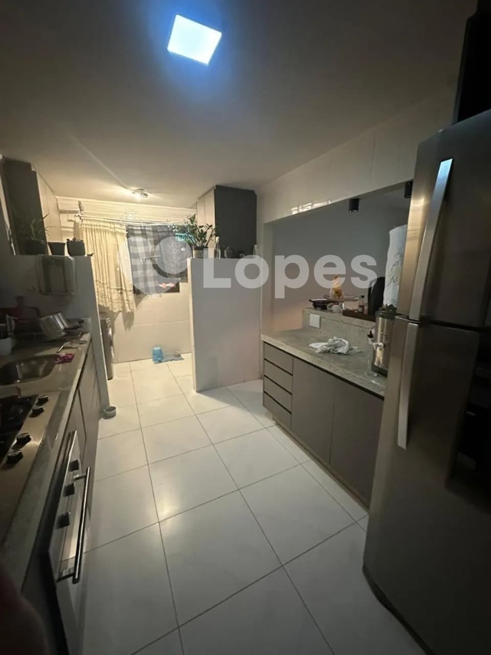 Apartamento 4 Quartos no Setor Bueno, Próximo ao Parque Vaca Brava, Goiânia