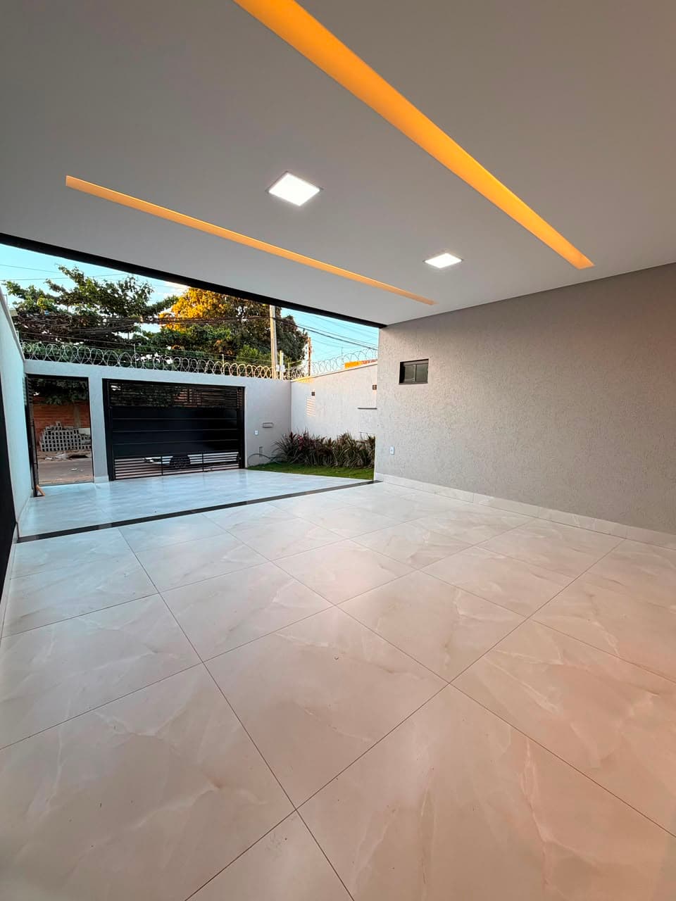 Casa Nova de Alto Padrão com 3 Suítes – Parque Industrial João Braz