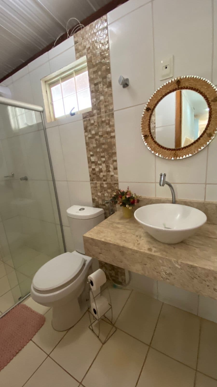 Casa Cond Fechado 3 Quartos uma suíte, cond com bosque privativo Completo armários com lazer Goiânia- Go