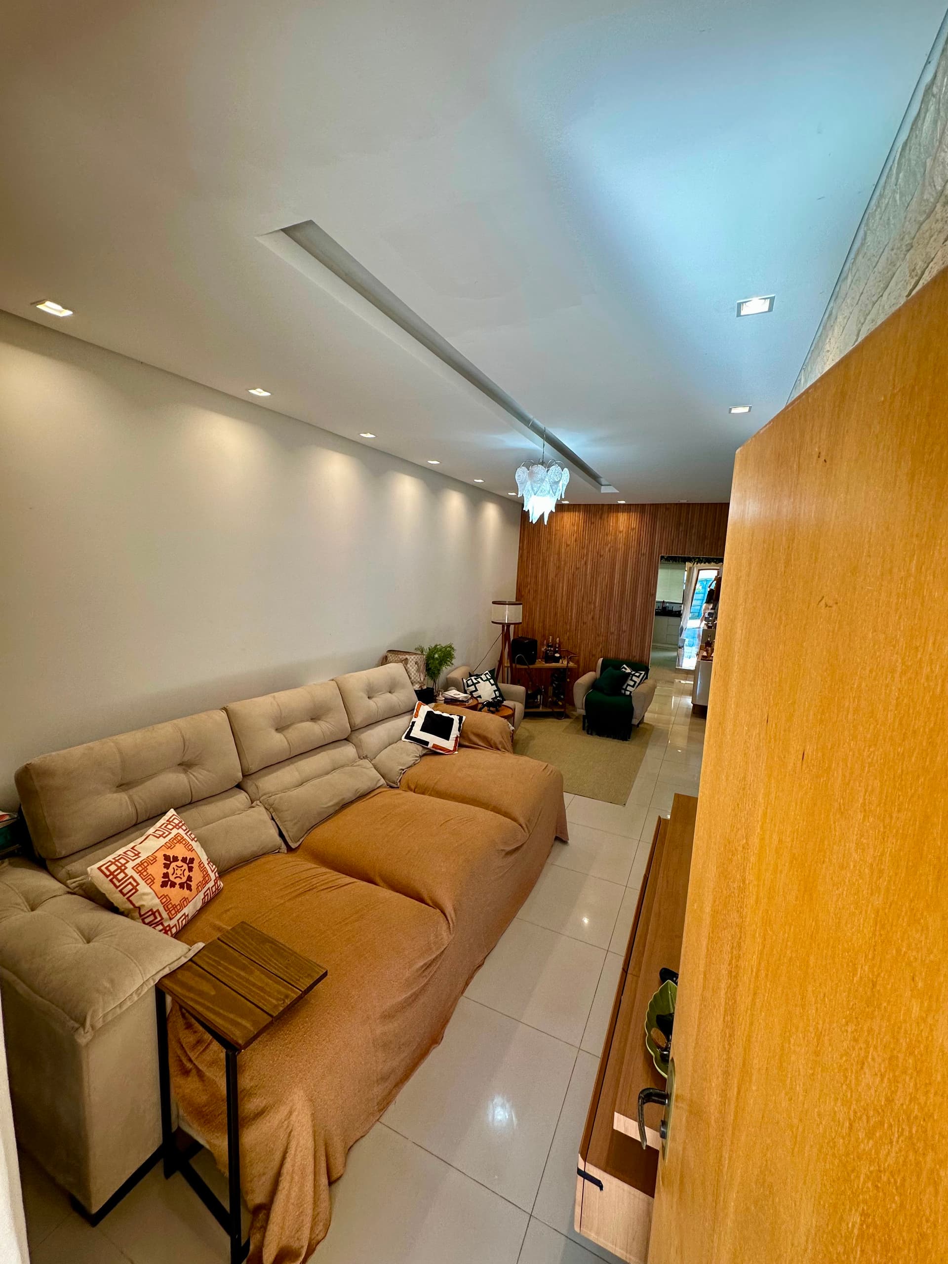 Casa à Venda no Moinho dos Ventos em Goiânia – 3 Quartos, 1 Suíte