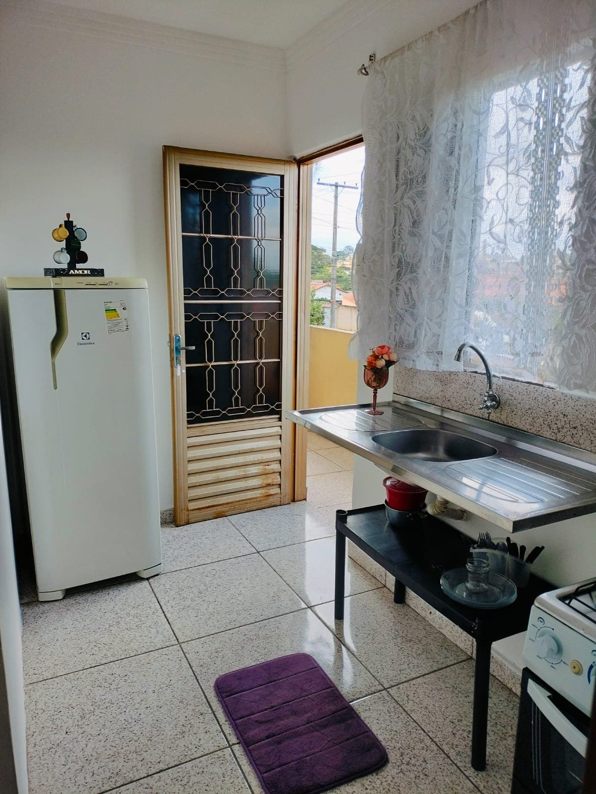 Imóvel com Kitnets e Casas para Renda- próximo Terminal Vila Brasília