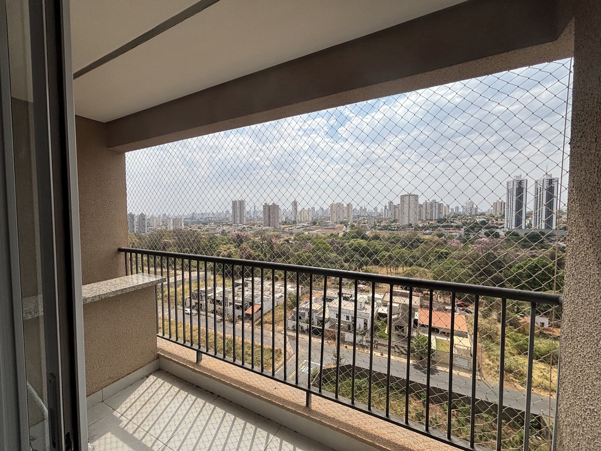 INTENSE PARQUE CASCAVEL – 2 QUARTOS, NASCENTE E VISTA LIVRE