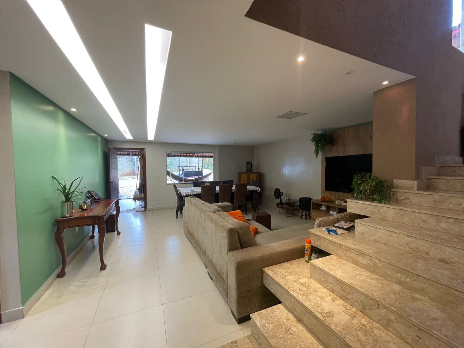 Casa Térrea 3 Suítes no cond. Fechado com área verde, 273 m², bosque privativo R$ 1.230.000