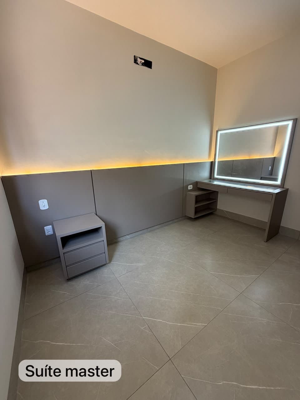 Casa à venda em condomínio fechado no Jardim Imperial – Aparecida de Goiânia | 153 m² | R$ 670.000