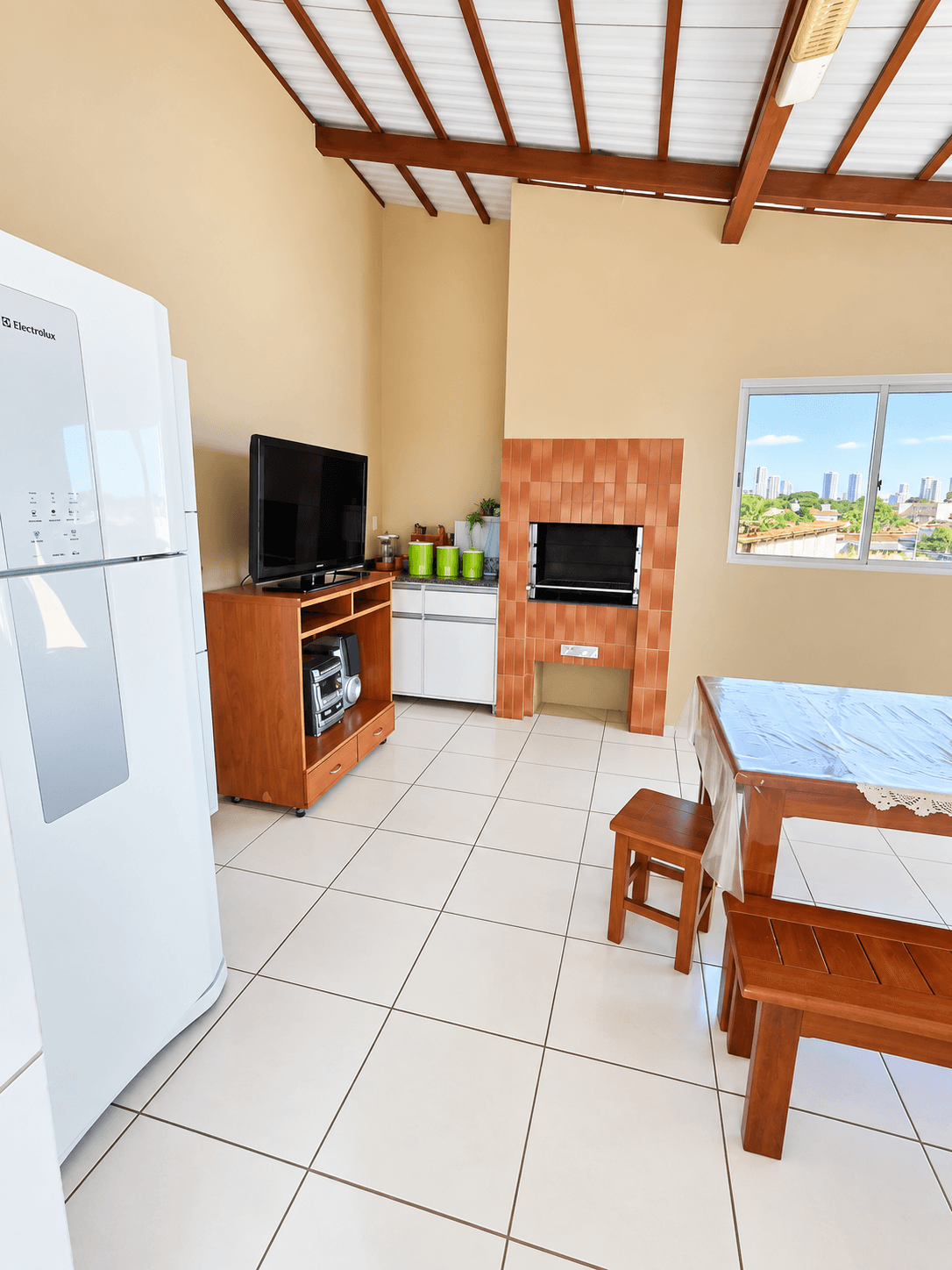 Apartamento Duplex 4 Quartos 2 Suítes no Setor Sudoeste – com Área Gourmet e Churrasqueira, 228 m² – Goiânia