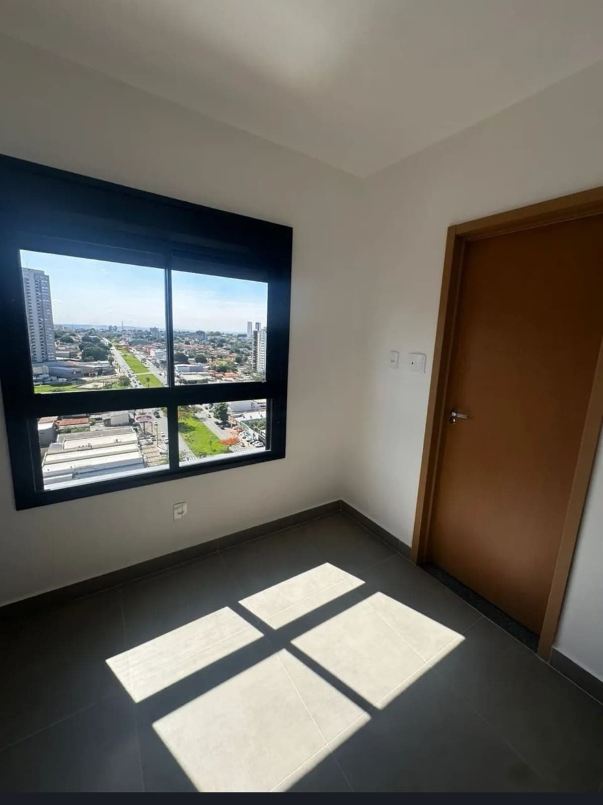 Apartamento Venda 91m², Novo Andar alto, nascente Nova suiça - Goiania