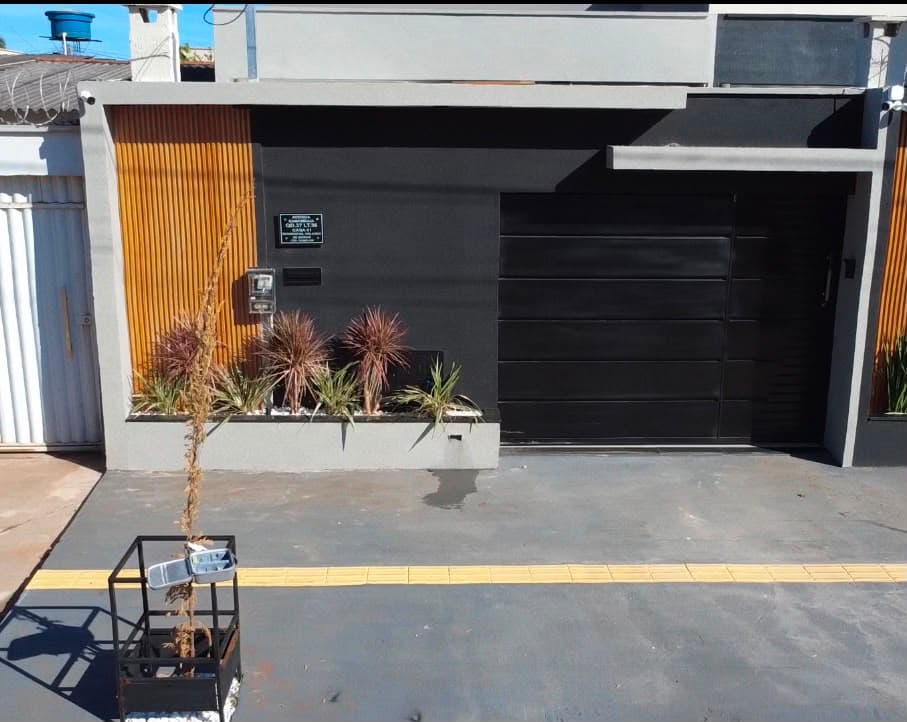 Casa Av samambaia  residencial Orlando de Morais
