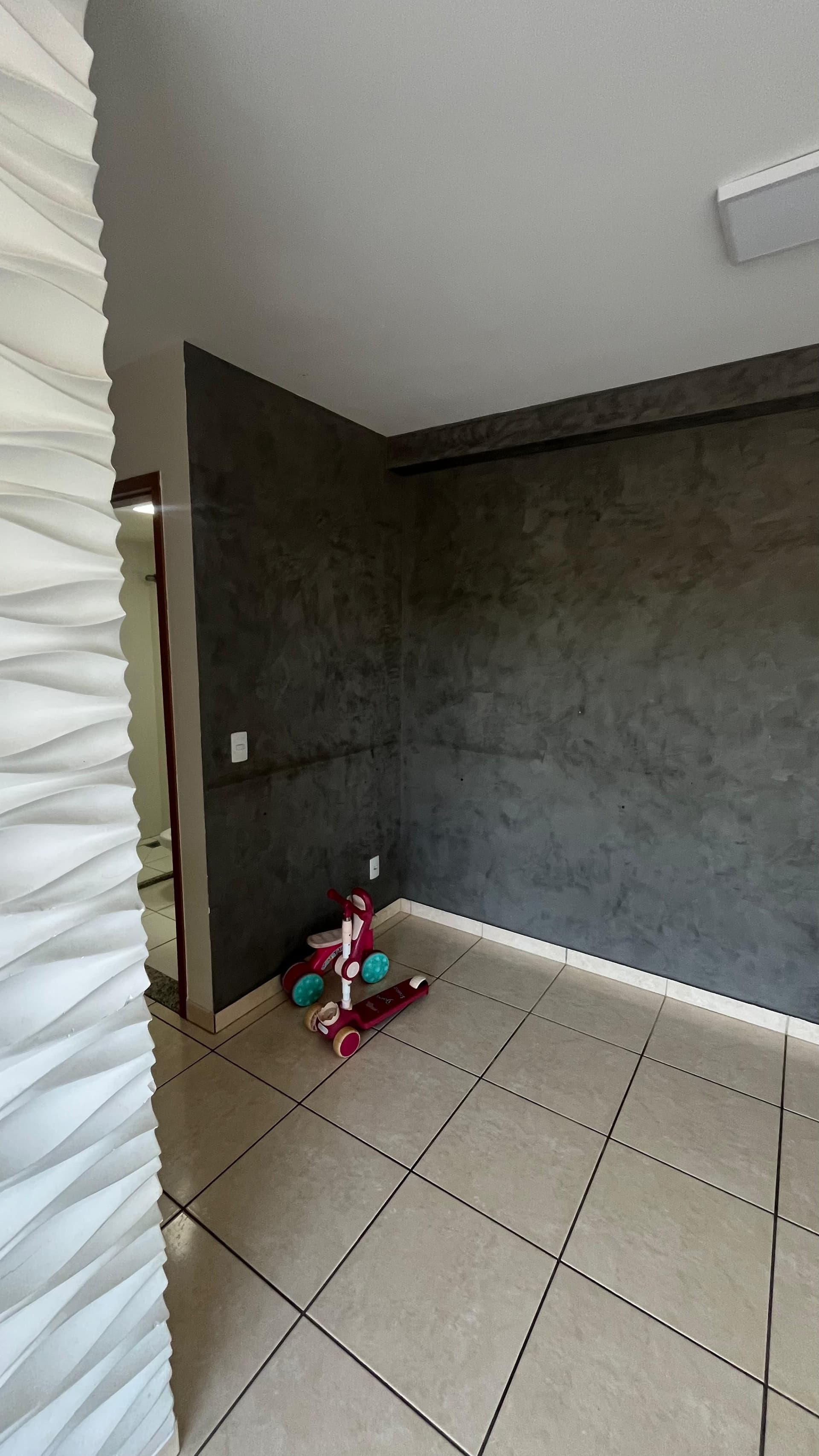 Apartamento completo 2/Q com 1/suite Condomínio Yes Buriti