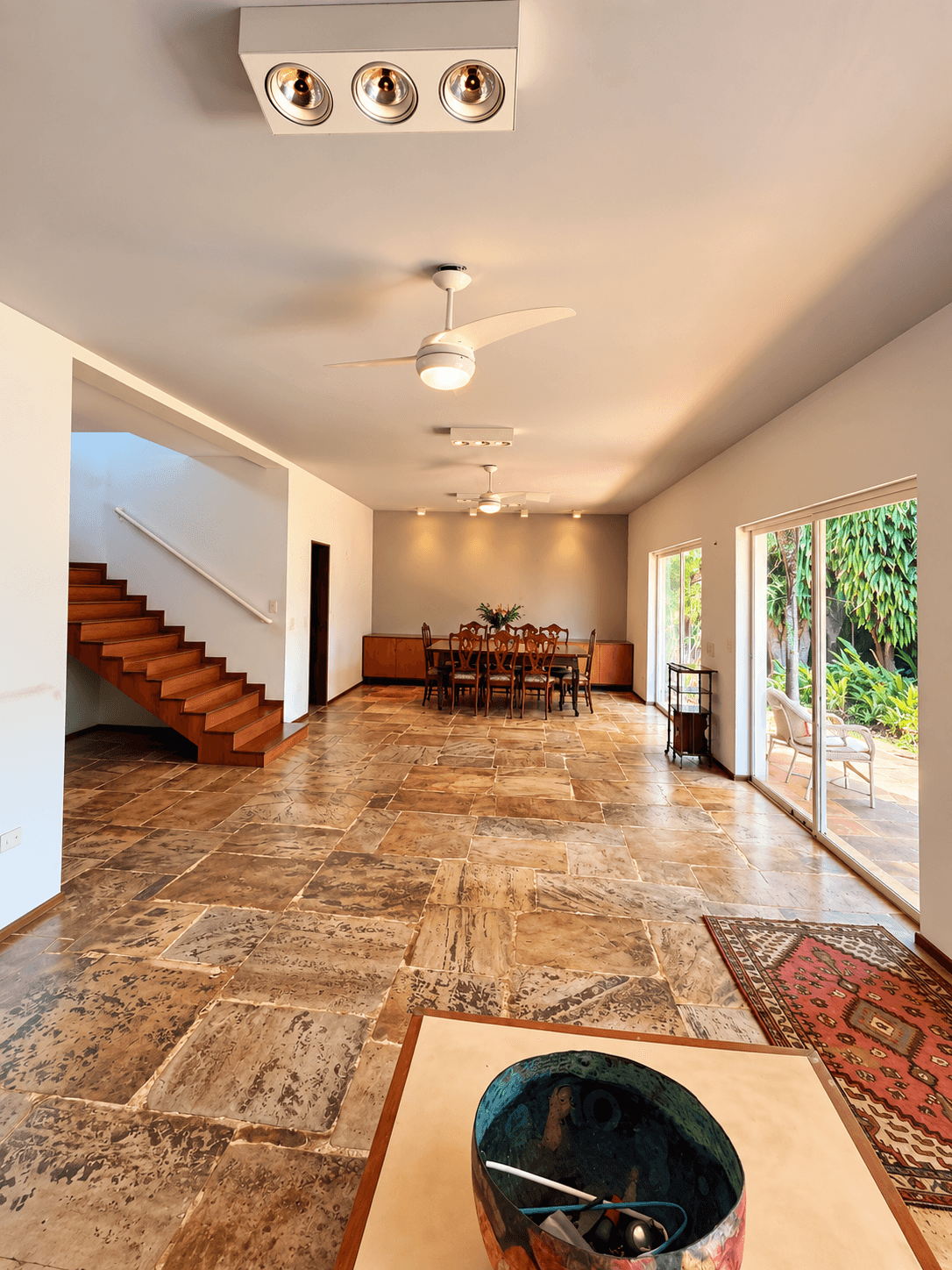 Oportunidade Investidor, Casa 4 Quartos com 540 m² no Setor Sul – R$ 998 Mil Casa Ampla com Jardim e Anexo de 100 m² – Setor Sul