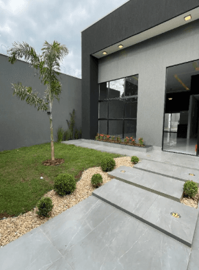 🏡 **CASA DE ALTO PADRÃO À VENDA – SETOR SANTOS DUMONT**