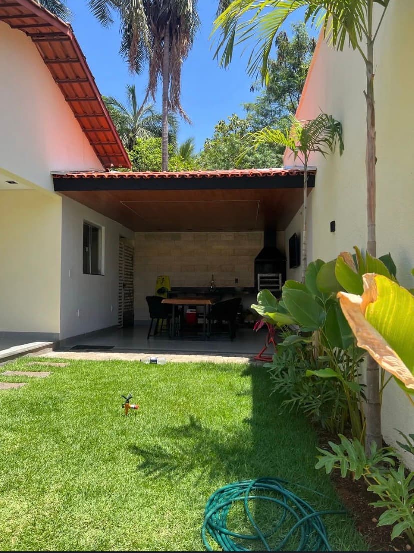 Casa térrea de condomínio 3/4 em Senador Canedo
