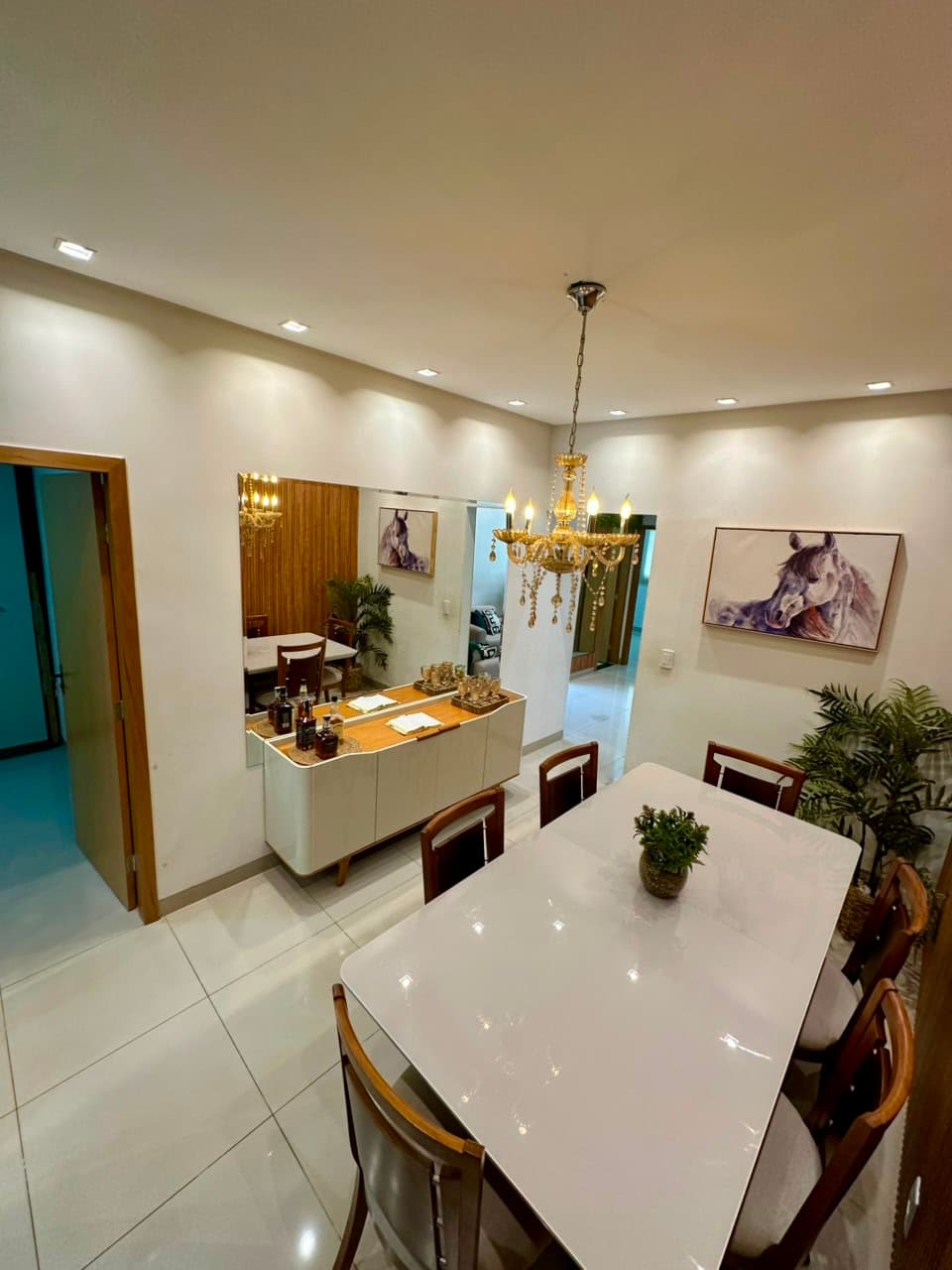 Casa à Venda no Moinho dos Ventos em Goiânia – 3 Quartos, 1 Suíte