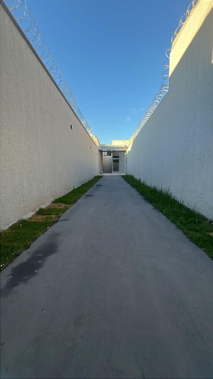 Casa 2 Quartos 2 Suites em Senador Canedo