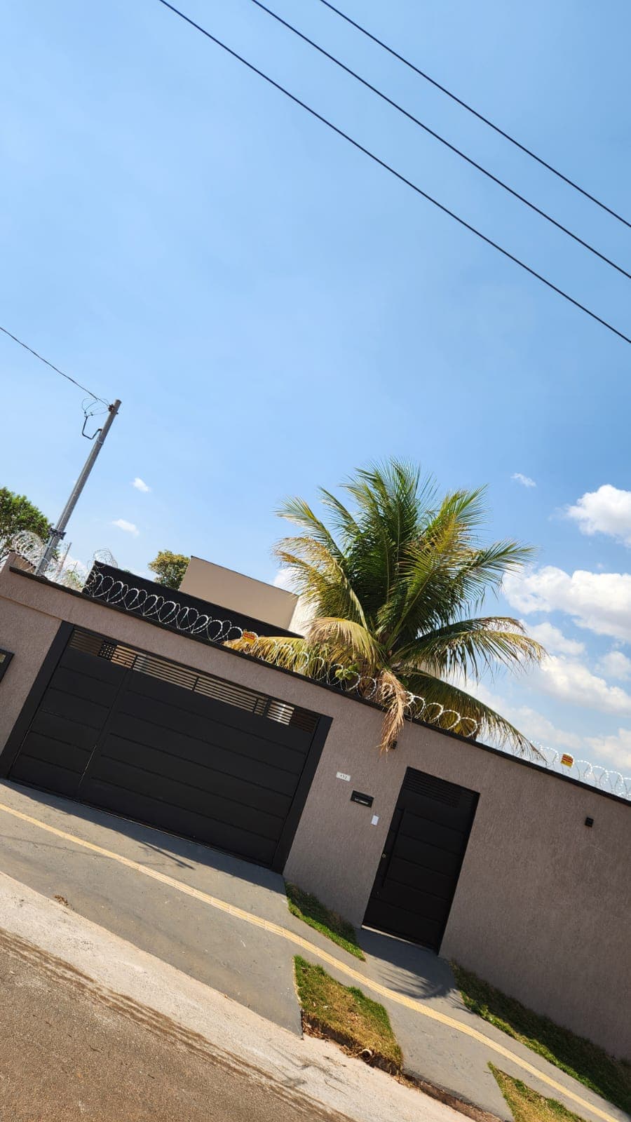 Resindecial Marília Linda Casa com Piscina