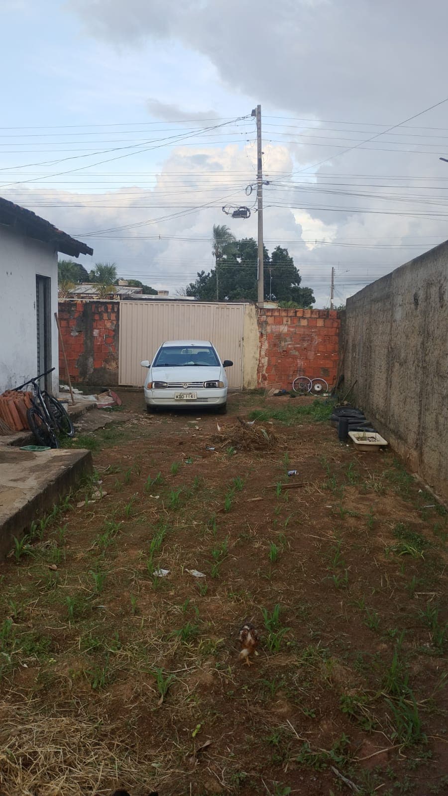 Casa com lote de 366 m² em frente à praça no Setor Nova Brasília – Aparecida de Goiânia