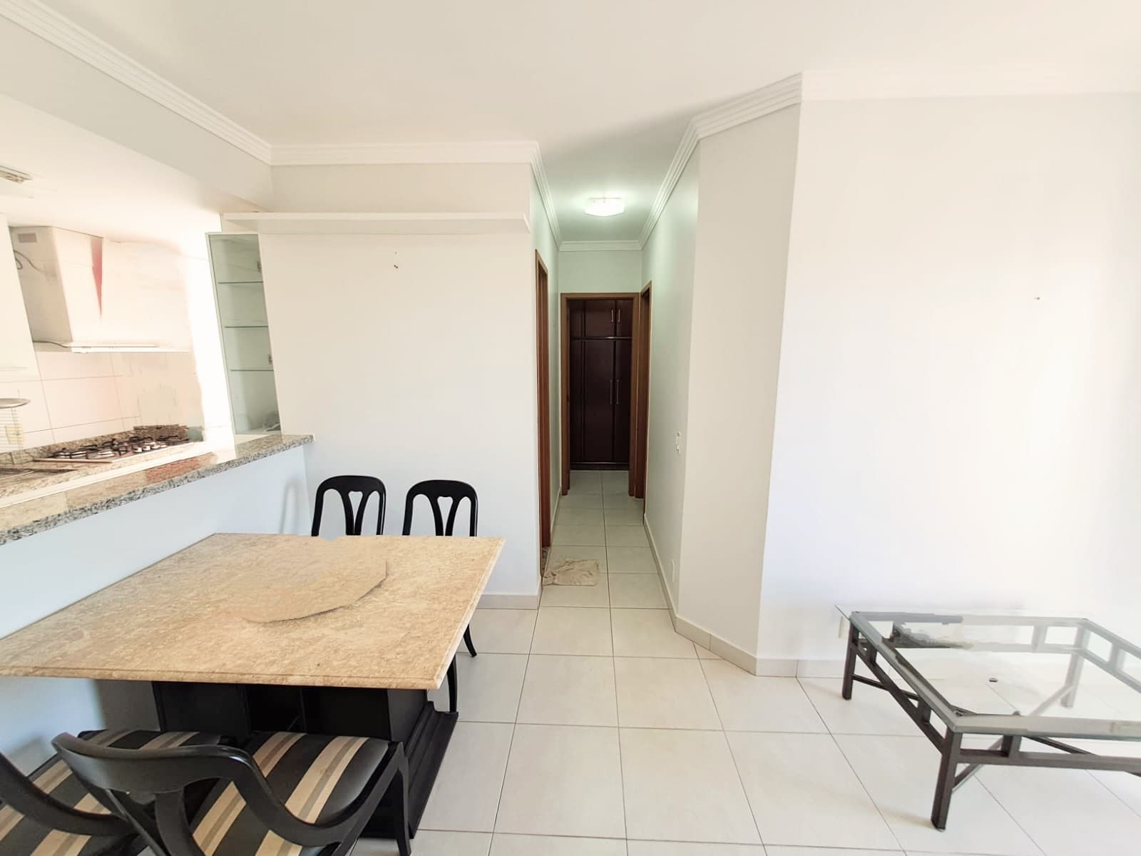 Apartamento à Venda no Home Serrinha, 2 Quarto Suíte, Andar Alto, Serrinha- Goiânia Go