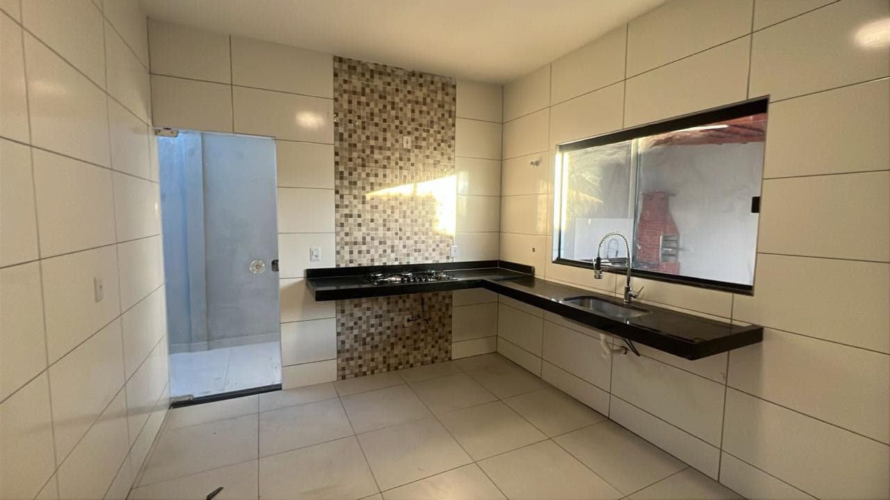 Casa 2 Quartos 2 Suites em Senador Canedo