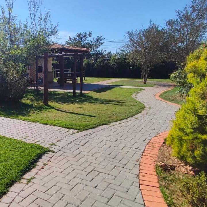 Casa condomínio no Jardim Gargenha