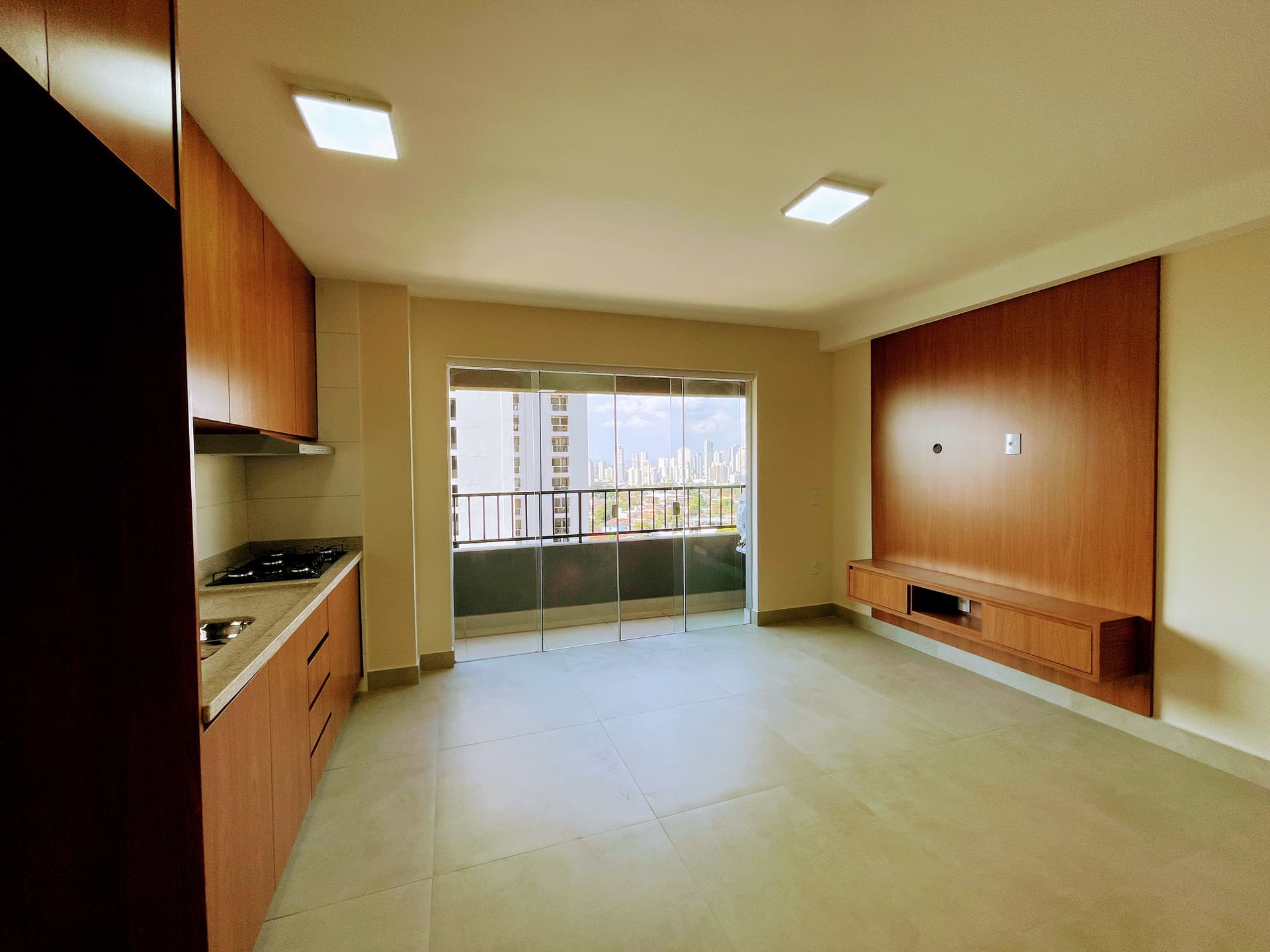 Setor Pedro Ludovico | Goiânia/GO | 70,20 m², 2 suítes completo armários Andar alto, Nascente R$ 750.000
