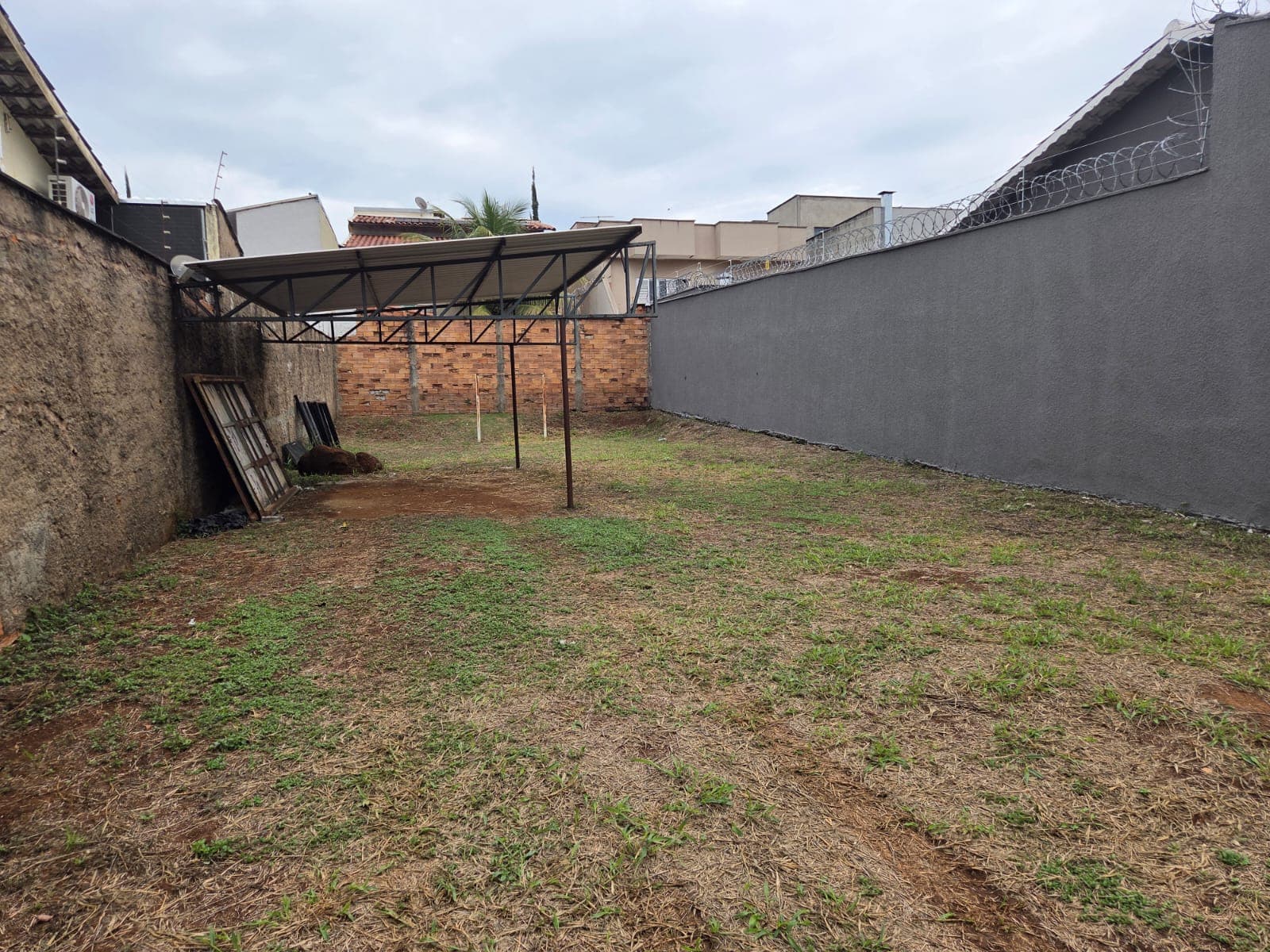 Lote no Residencial Vereda dos Buritis