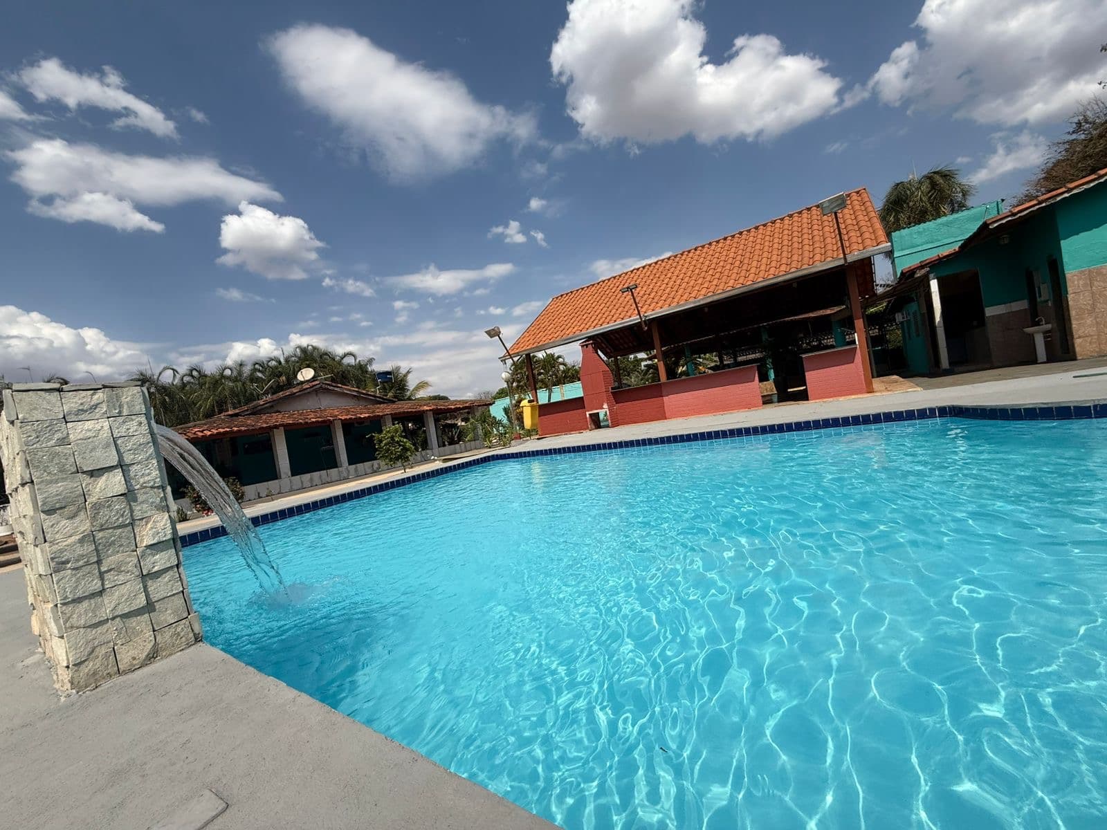 Chácara de 6.000 m² com piscina