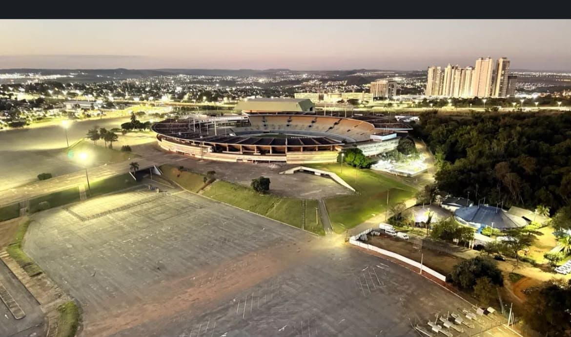 VENDO APARTAMENTO ALTO PADRAO JARDIM GOIAS