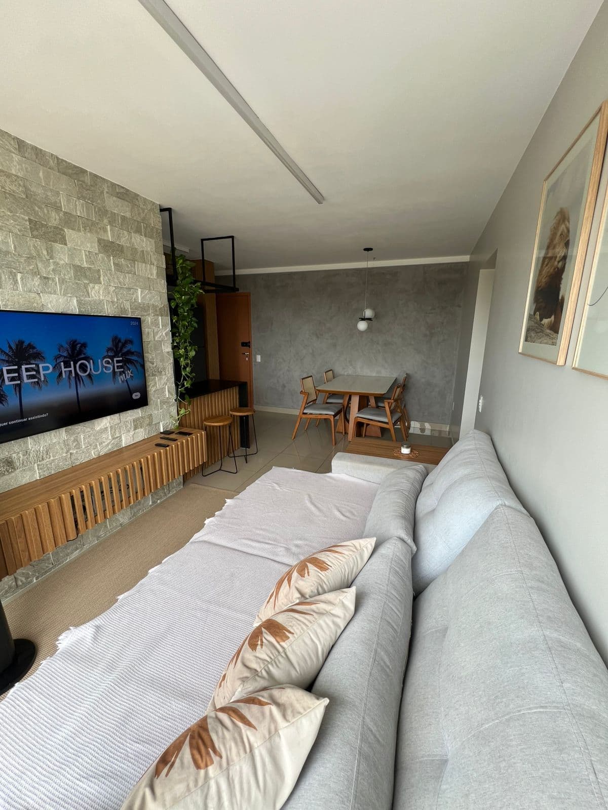 APARTAMENTO 100% MOBILIADO | 2 QUARTOS | ALTO PADRÃO | SETOR PEDRO LUDOVICO