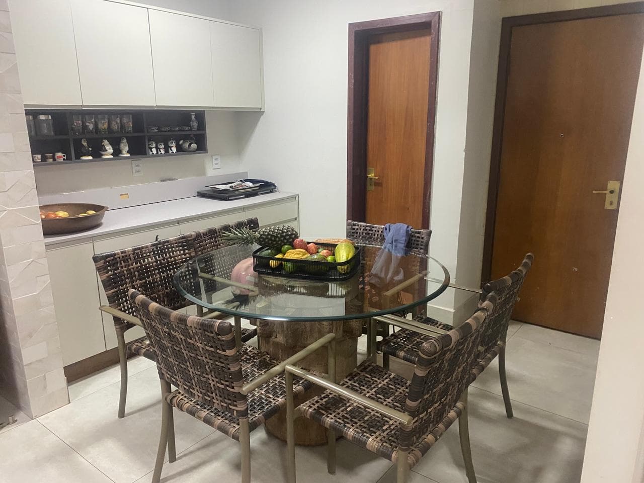 APARTAMENTO AMPLO À VENDA – EDIFÍCIO SIMIRAMIS | SETOR BUENO