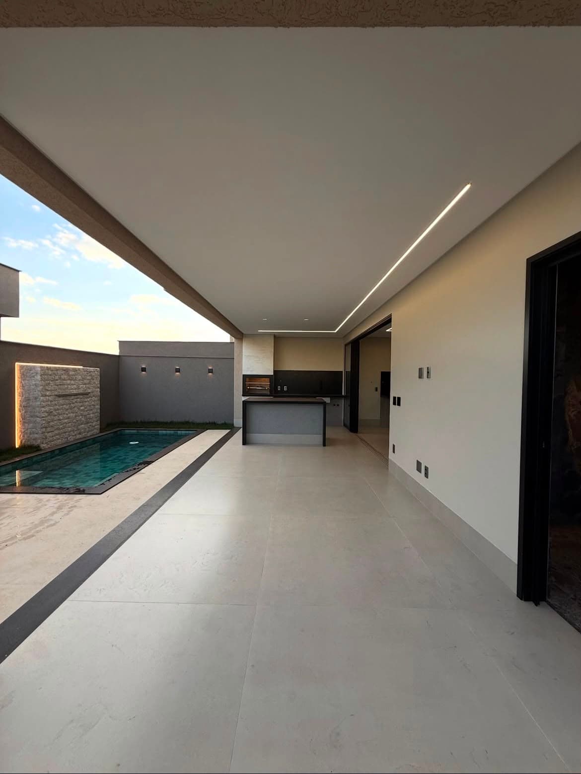 🏡 **SOBRADO DE ALTO PADRÃO | JARDINS SEVILHA**