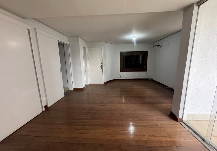 Apartamento com 3 quartos no Setor Bueno