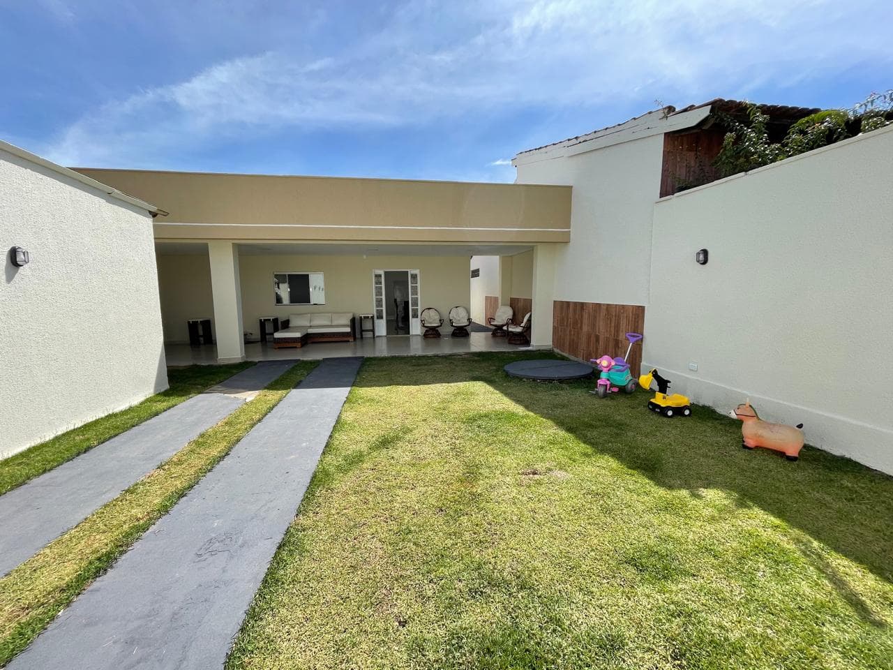 CASA JARDIM CARAVELAS