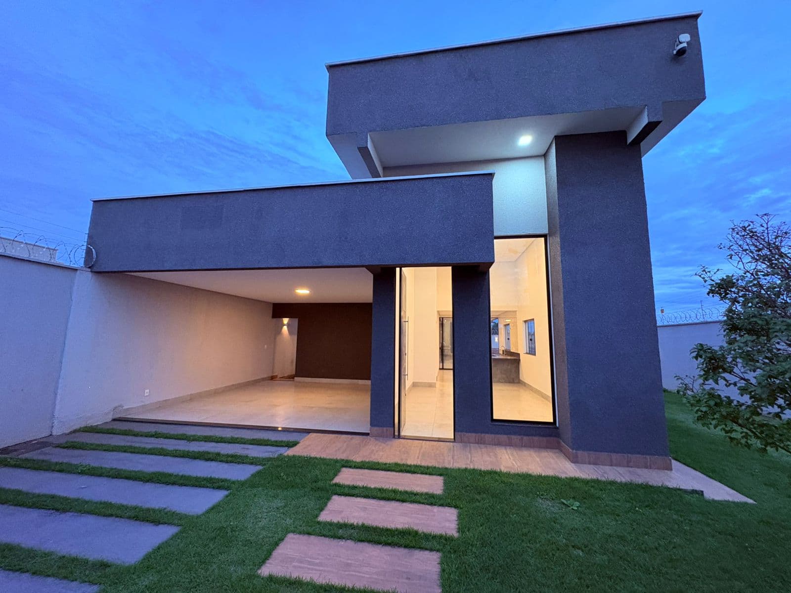 🏡 Casa Alto Padrão com Piscina na Vila Mariana – 3 Suítes | 170m²