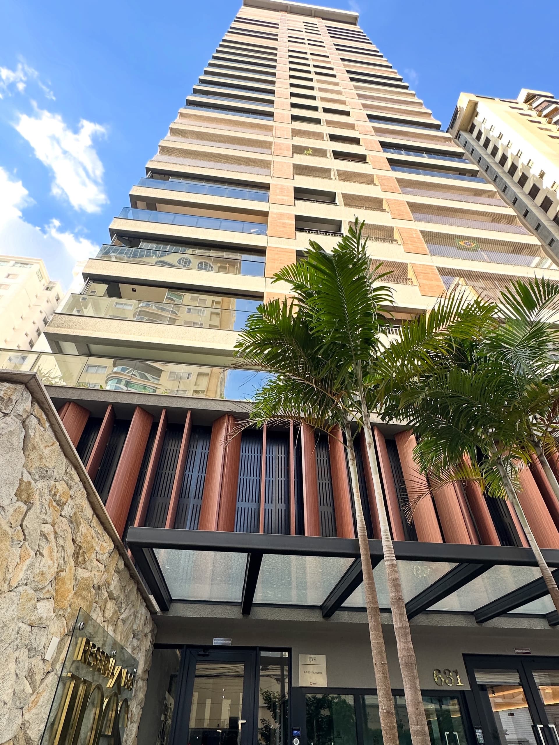 APARTAMENTO NO RESERVA DOS IPES