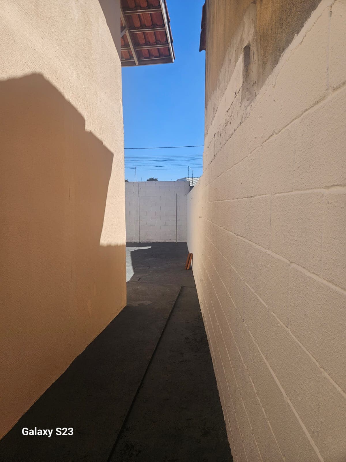 Casa a venda no conjunto Condomínio Brisas do Cerrado unidade no vale a Lua